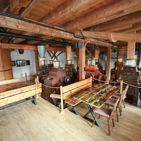 Kunstmuehle Hotel 3*