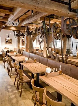 Kunstmuehle Hotel 3*